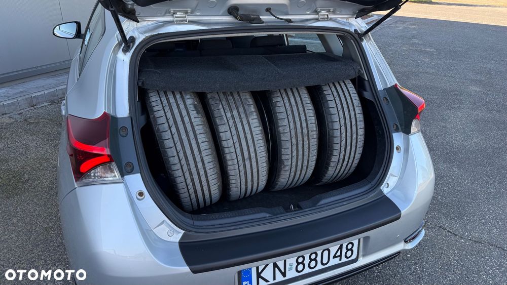 Toyota Auris 1.6 Comfort - 16