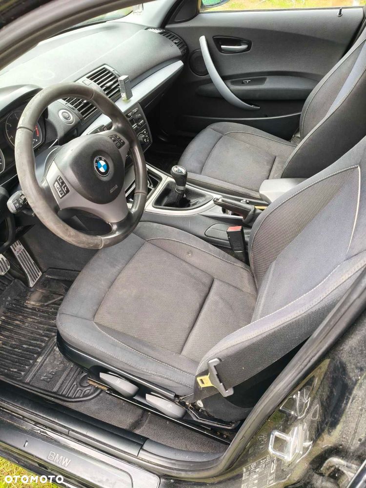 BMW Seria 1 118d - 6