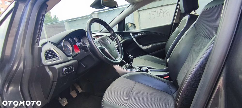 Opel Astra 1.7 CDTI DPF Design Edition - 9