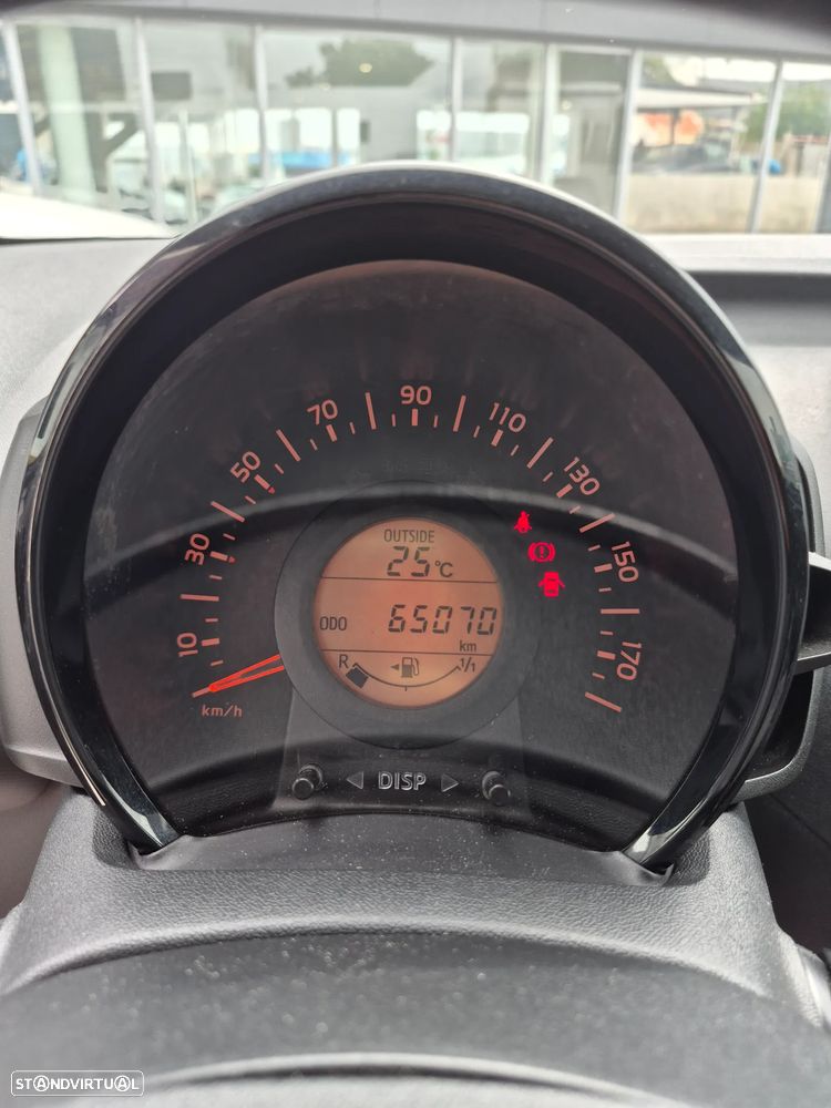 Peugeot 108 1.0 VTi Allure - 13