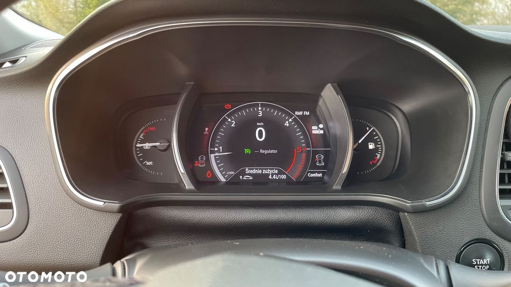 Renault Megane 1.5 Blue dCi Intens - 27