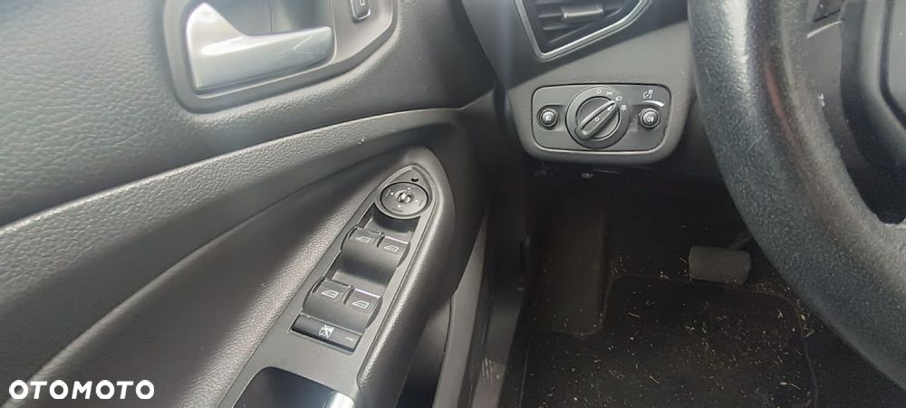 Ford Kuga 2.0 TDCi 4x4 Titanium - 28