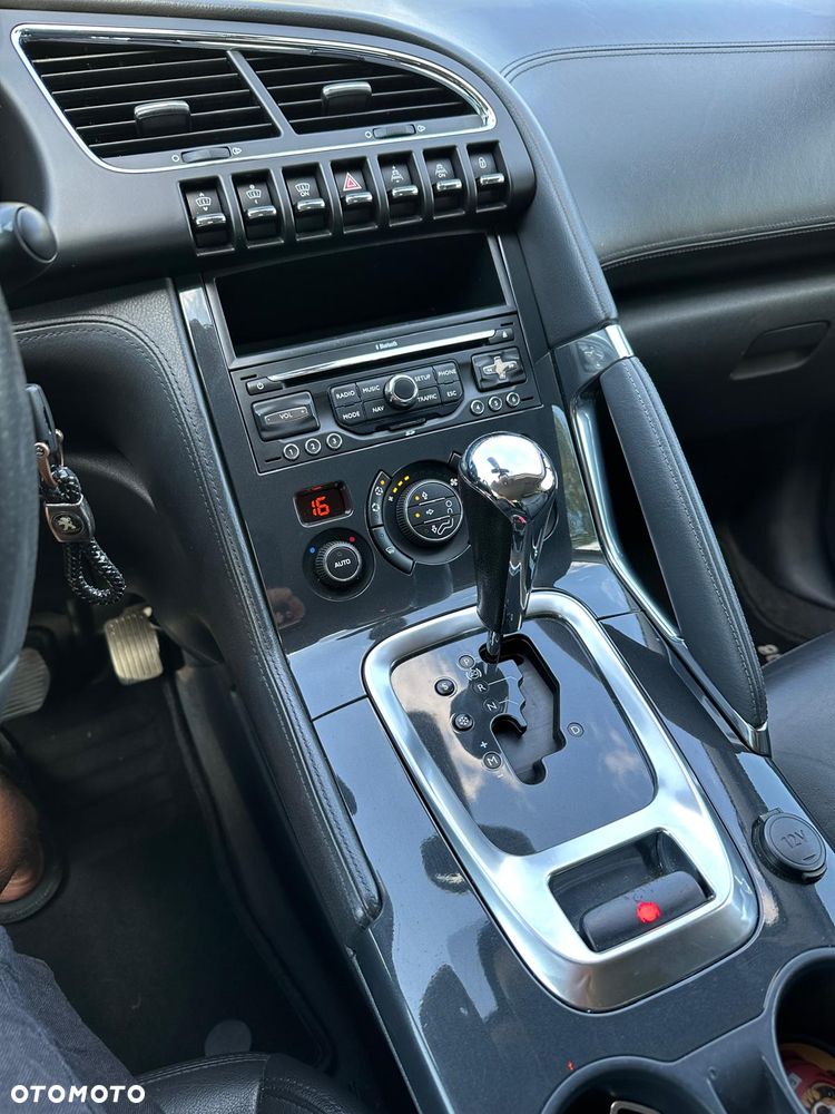 Peugeot 3008 HDi FAP 160 Automatik Active - 20