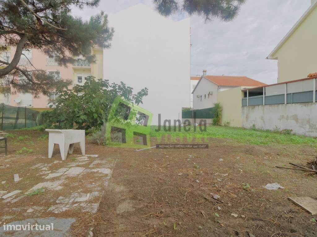 Lote de Terreno de 322.5m2, Quinta do Conde - Grande imagem: 2/12
