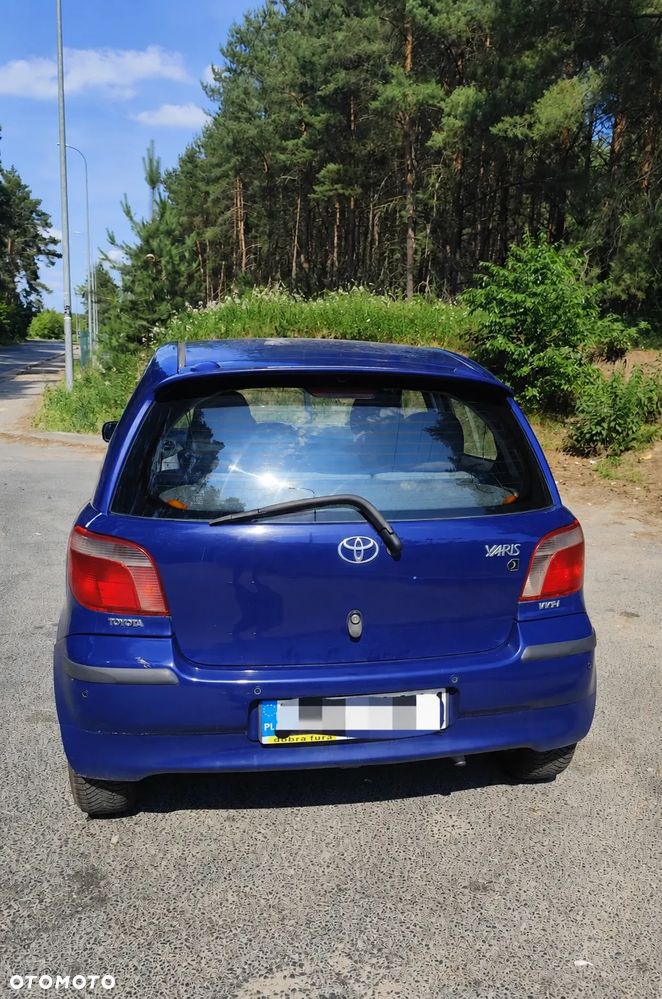 Toyota Yaris 1.0 Luna - 3