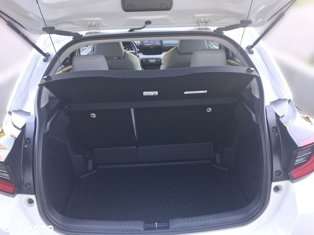 Toyota Yaris 1.5 Executive CVT - 24