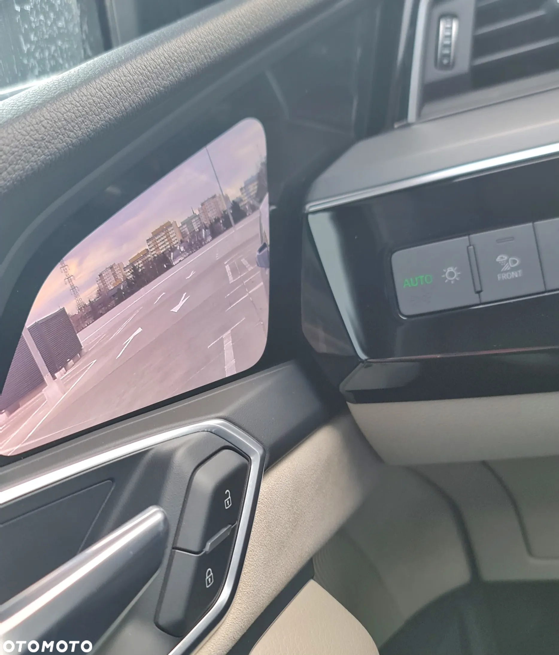 Audi e-tron 55 Quattro - 16