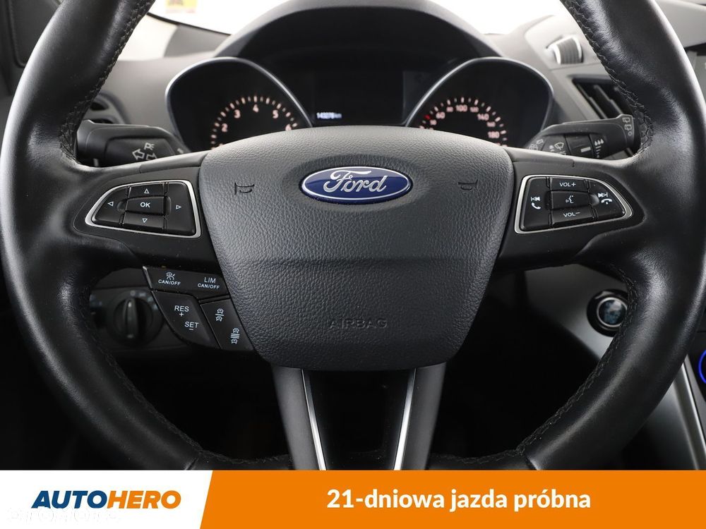 Ford Kuga - 19