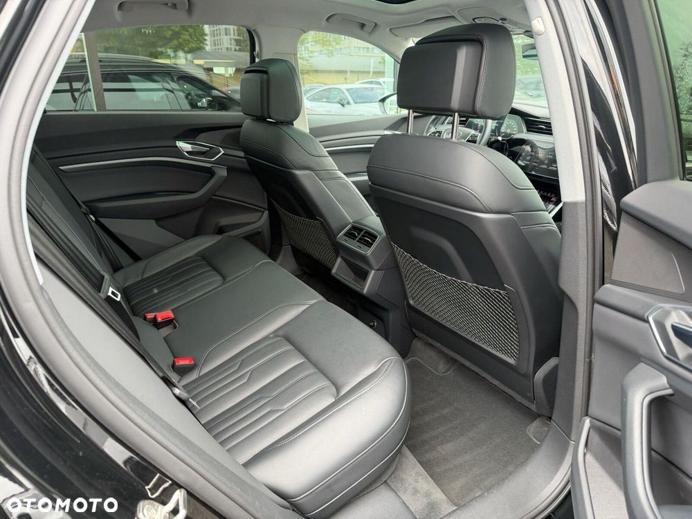 Audi e-tron Sportback - 26