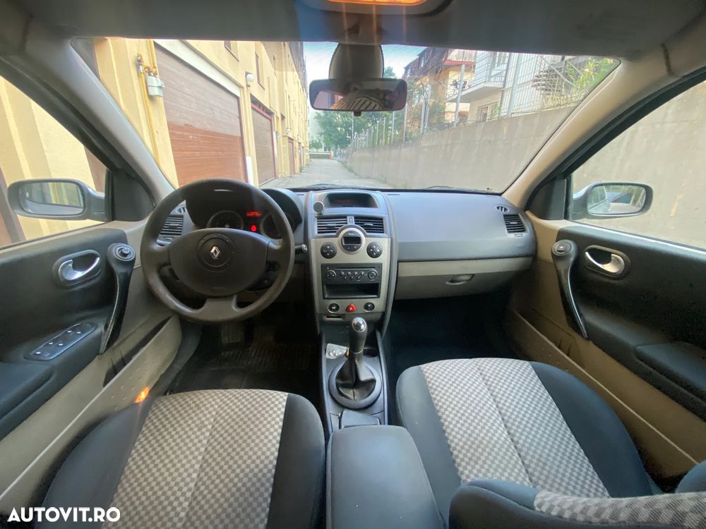 Renault Megane II 1.6 Authentique - 8
