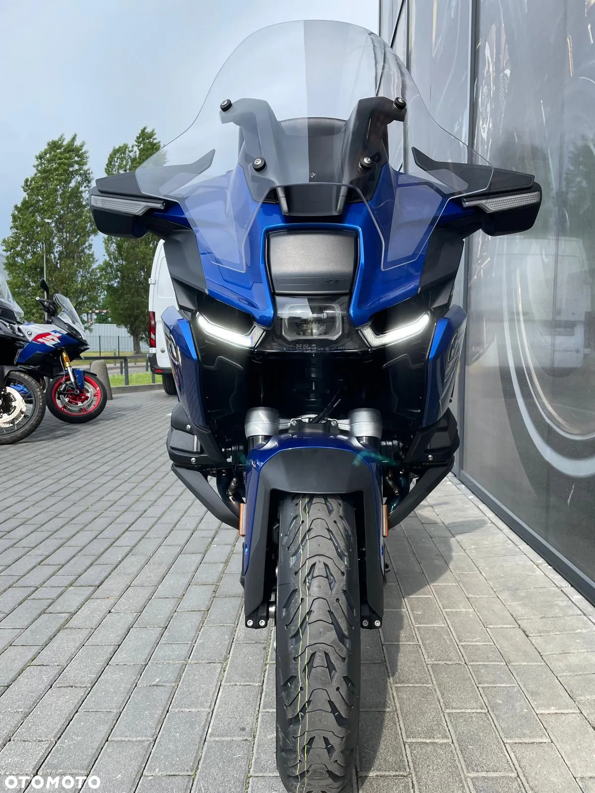 BMW R - 2