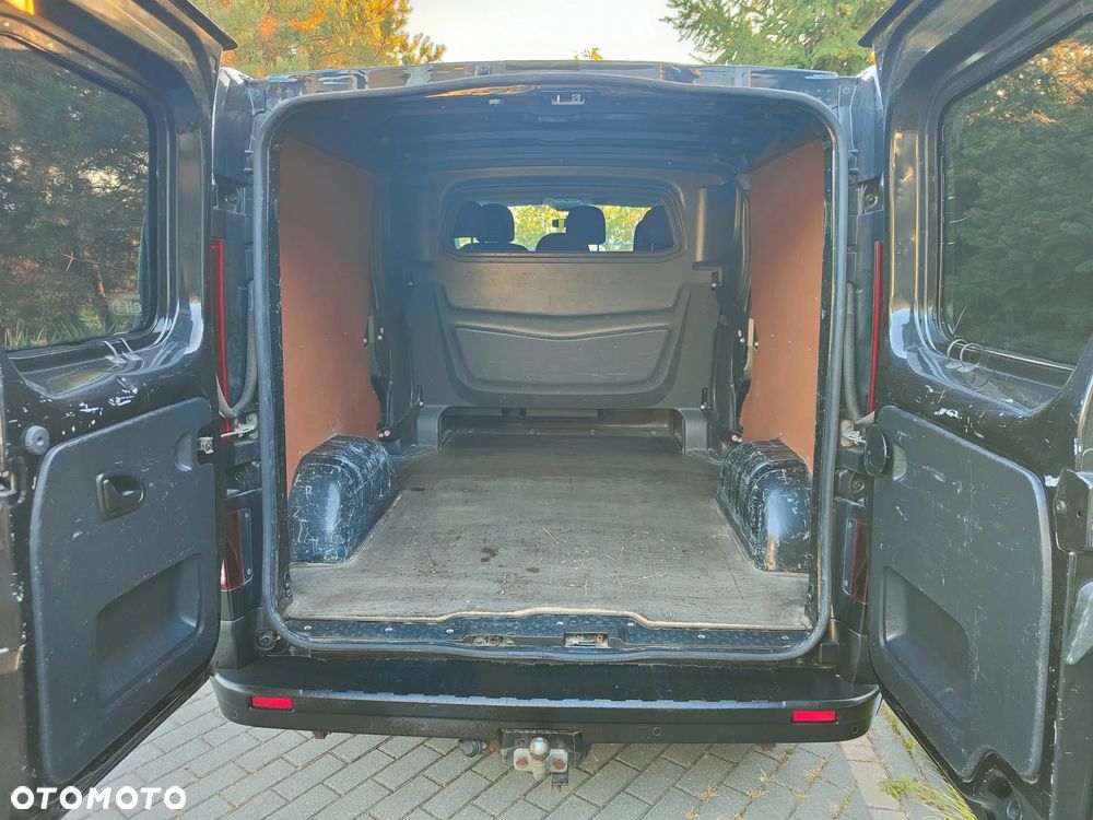 Renault Trafic - 16