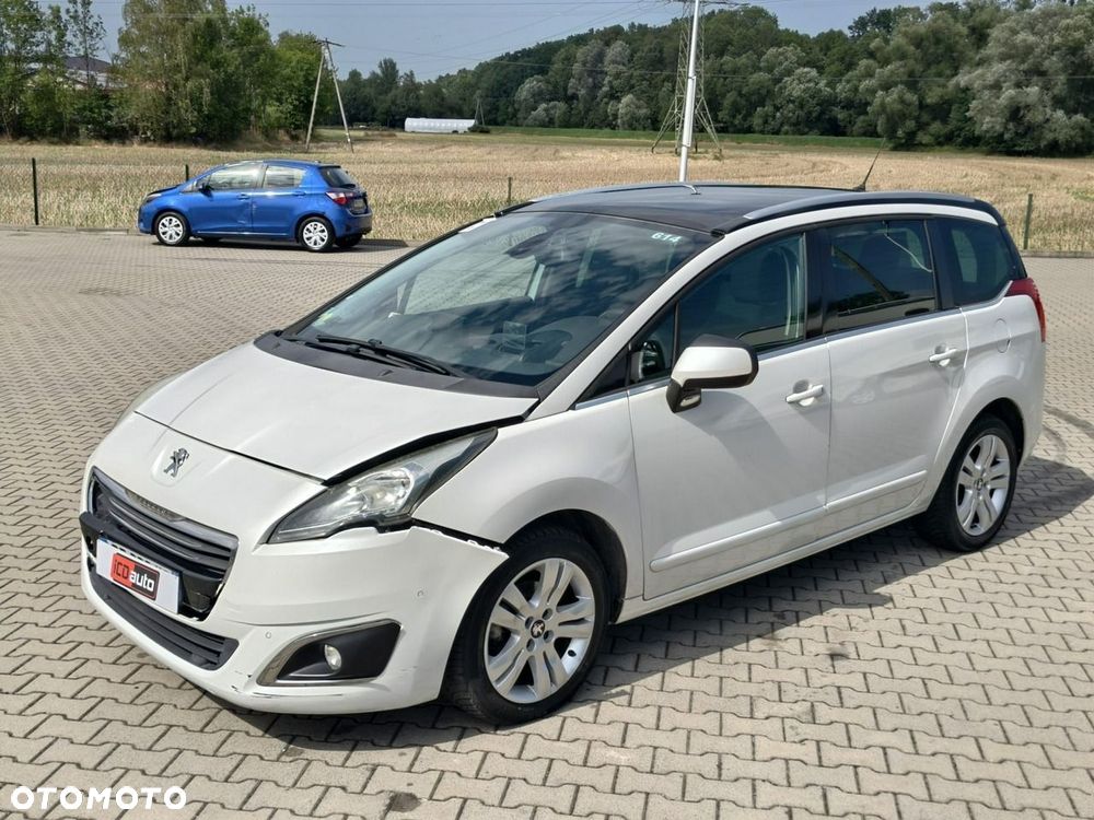 Peugeot 5008 - 3