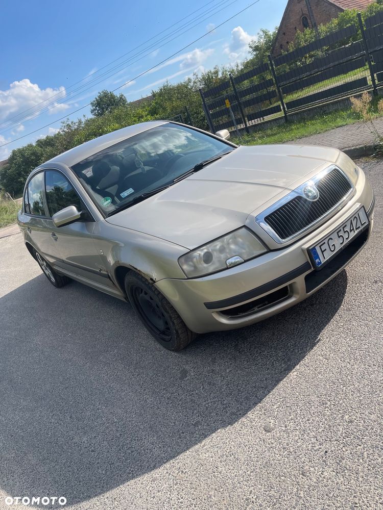 Skoda Superb 2.0 TDI Comfort - 1
