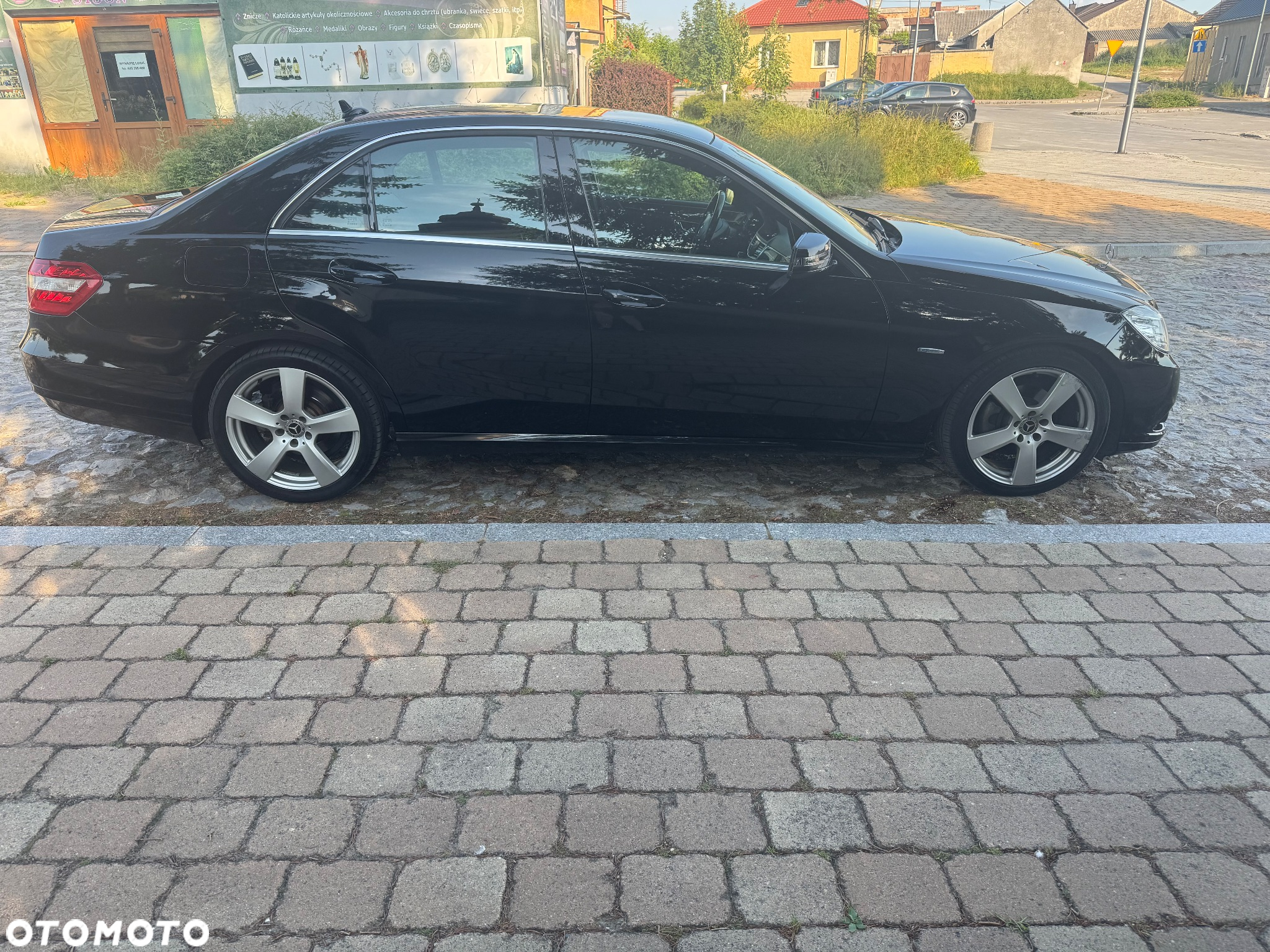 Mercedes-Benz Klasa E 220 CDI BlueEff - 4