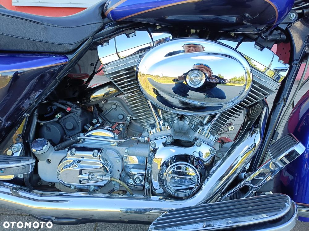 Harley-Davidson FLH Electra Glide - 9