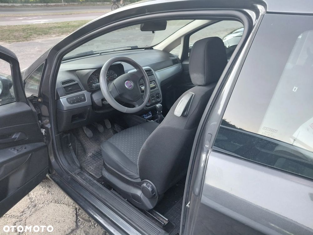 Fiat Punto 1.2 8V - 6