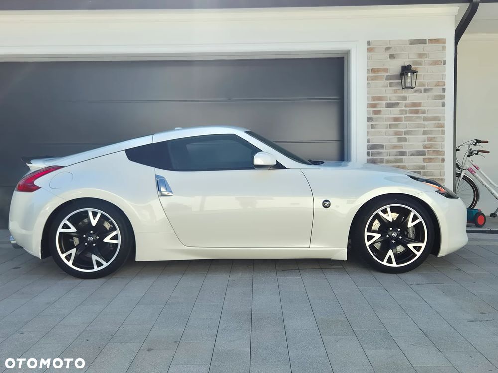 Nissan 370 Z 3.7 V6 Black Edition - 6