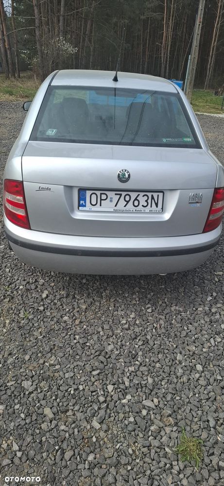 Skoda Fabia 1.4 16V Ambiente - 5