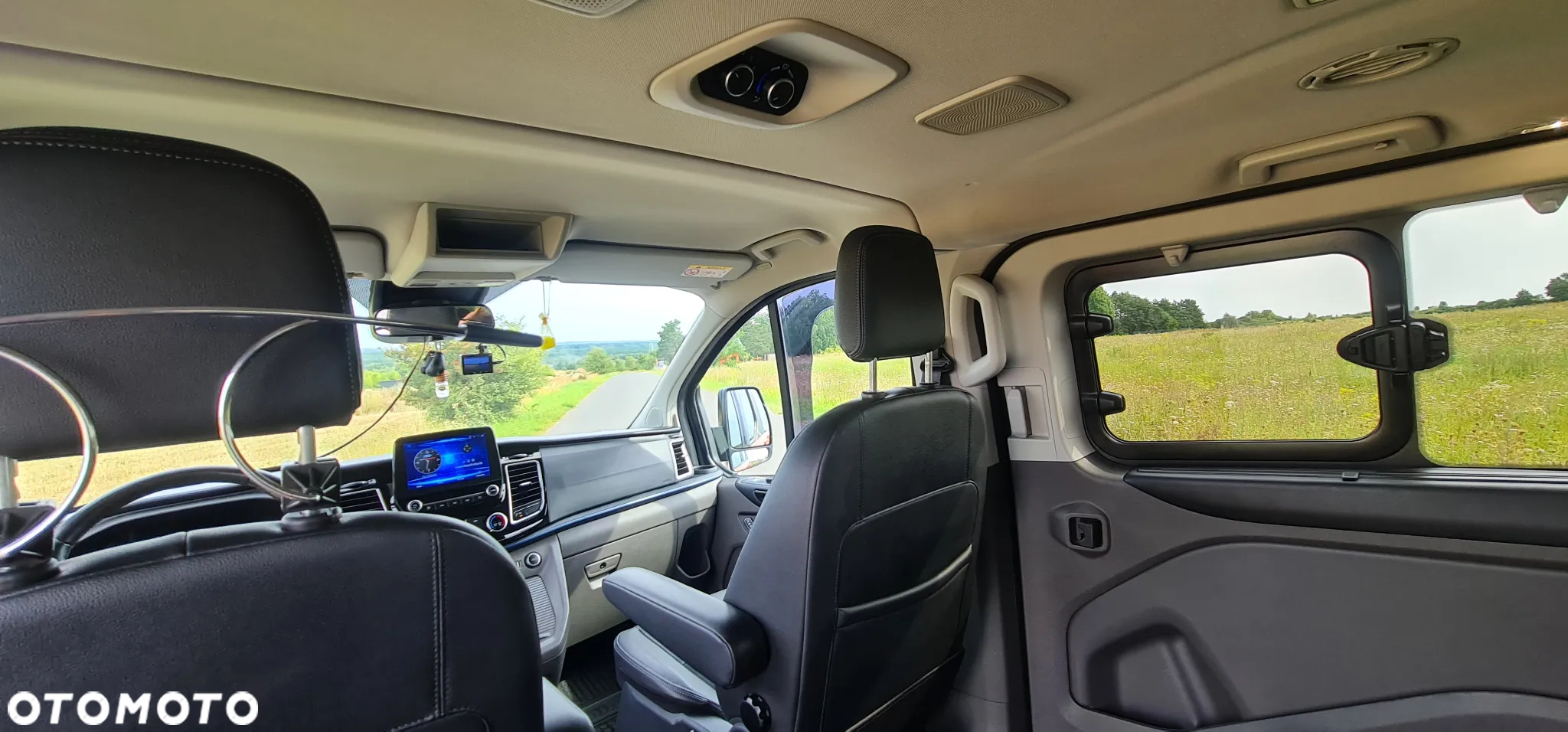 Ford Tourneo Custom 320 L2H1 VA Autm Active - 25