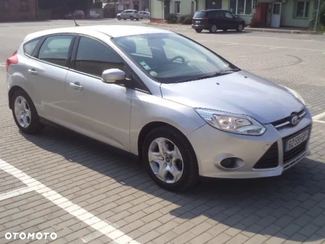 Ford Focus 1.6 TDCi DPF Trend - 9
