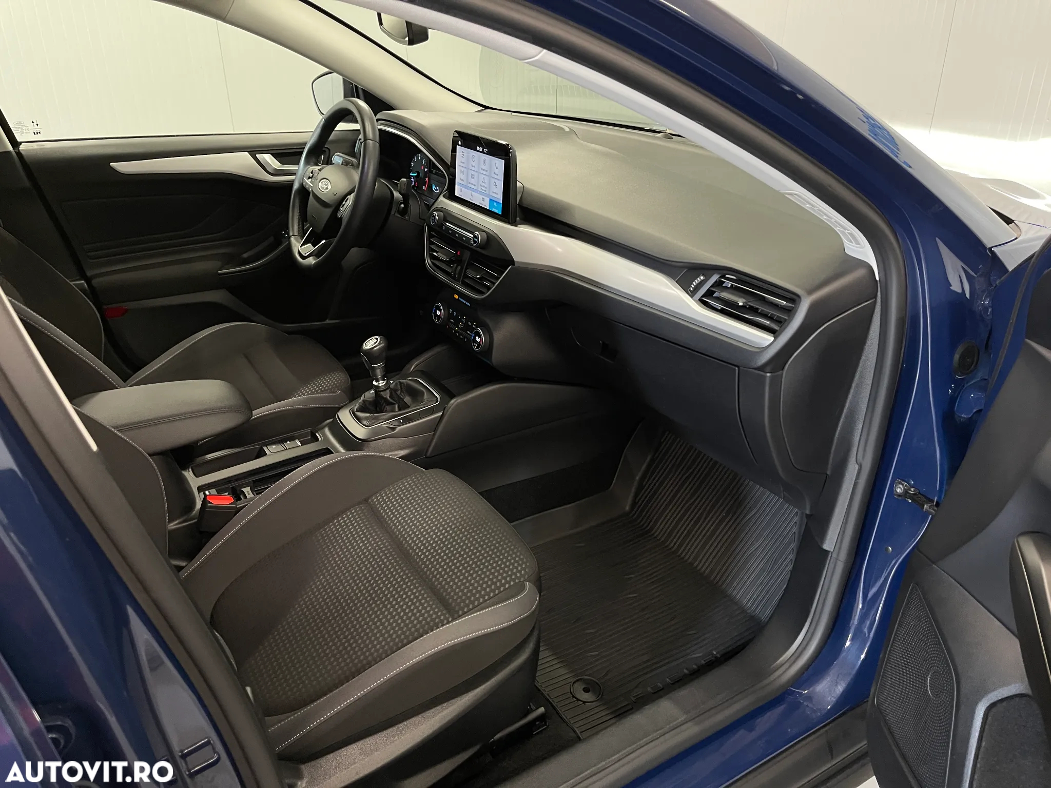 Ford Focus 1.0 EcoBoost Trend Edition - 9