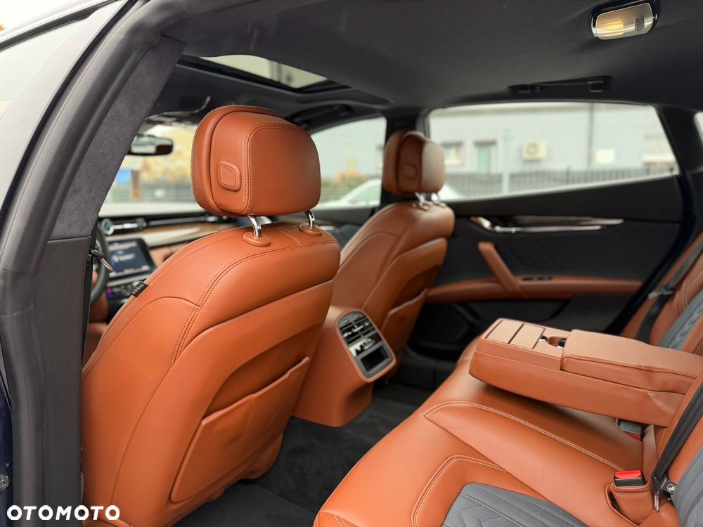 Maserati Quattroporte Q4 GranLusso S - 24