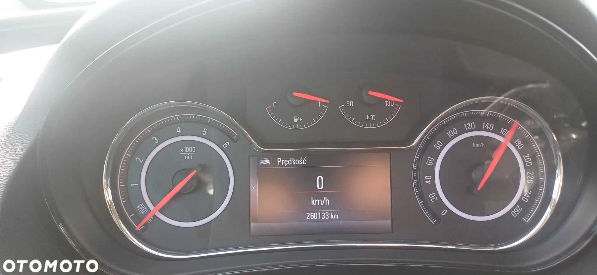 Opel Insignia - 10