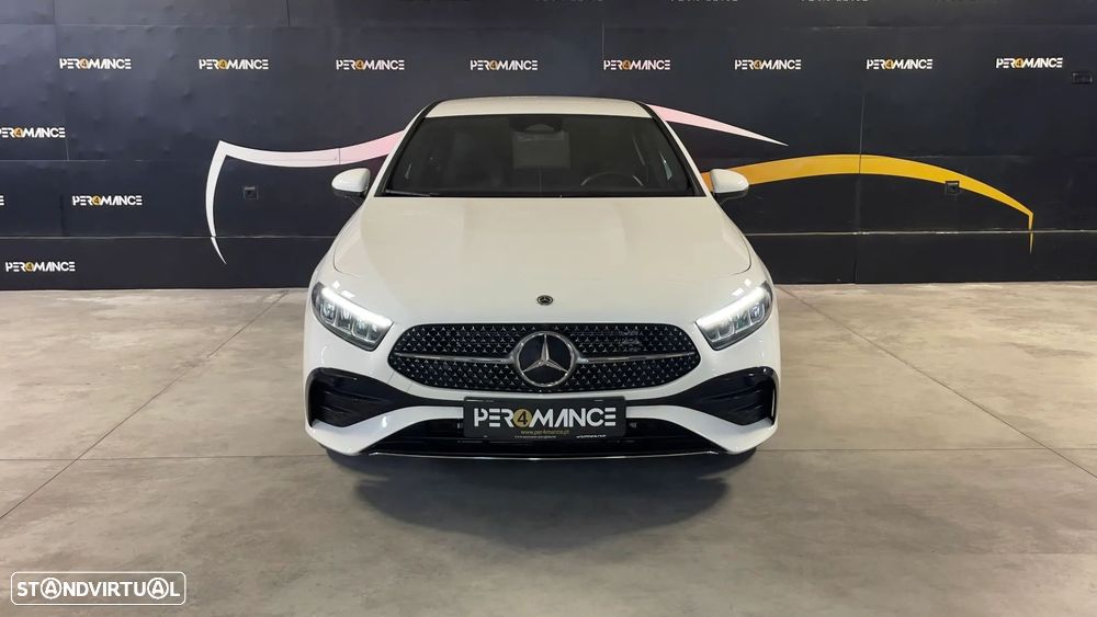 Mercedes-Benz A 250 e 8G-DCT AMG Line - 13