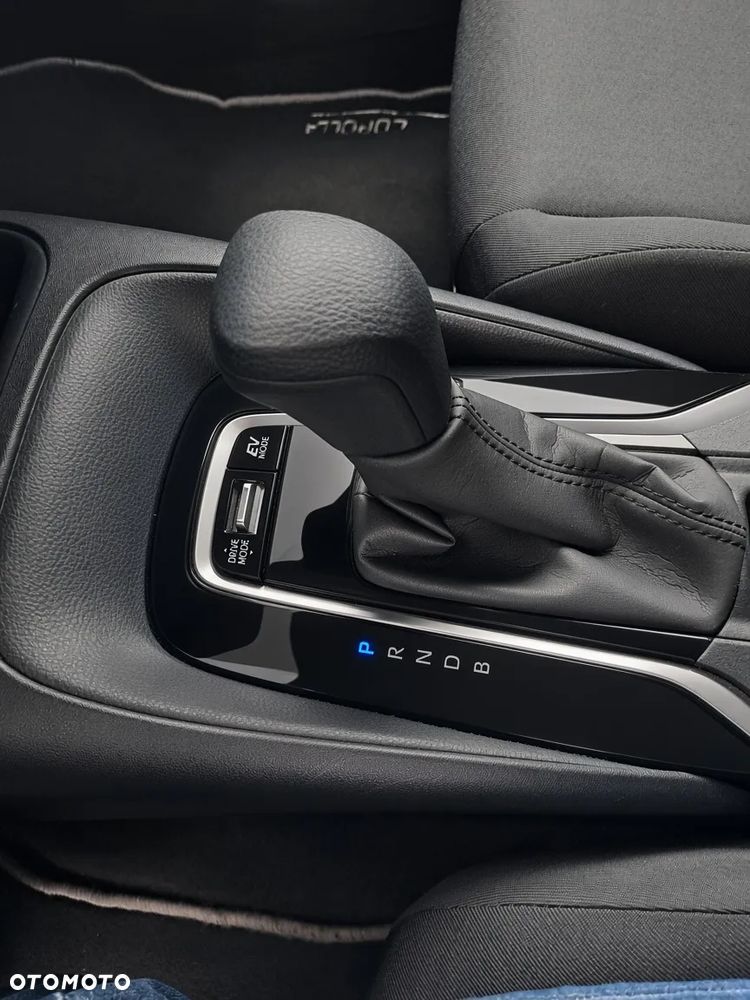 Toyota Corolla 1.8 Hybrid Comfort - 19