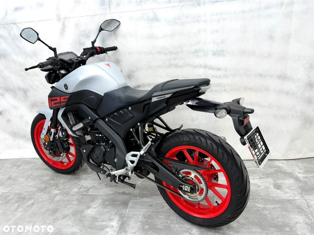 Yamaha MT - 5