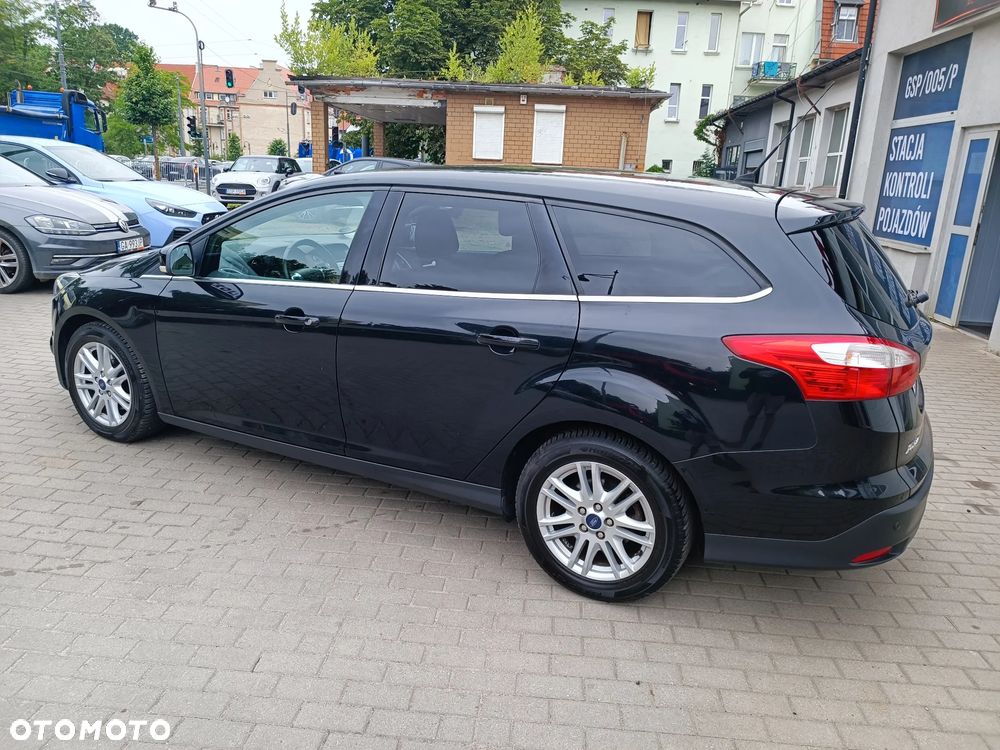 Ford Focus 1.6 EcoBoost Titanium - 4