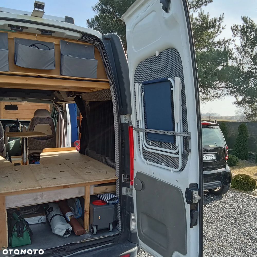 Renault Trafic - 13