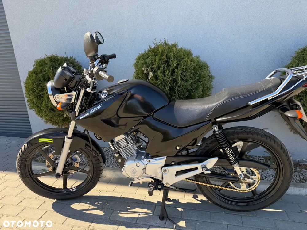 Yamaha YBR - 6