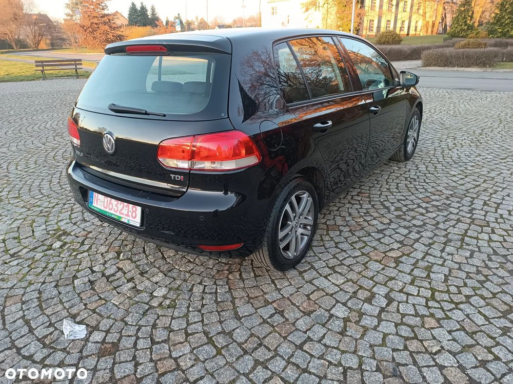 Volkswagen Golf 1.6 TDI DPF BlueMotion Technology Comfortline - 8