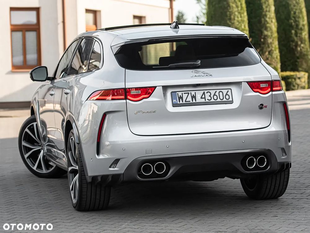 Jaguar F-Pace 5.0 V8 P550 AWD SVR - 8