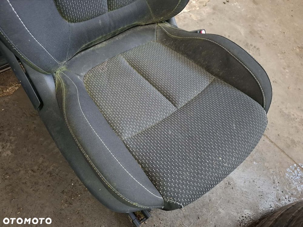 FOTEL PASAŻERA PRAWY RENAULT KADJAR AIRBAG PODUSZKA - 9