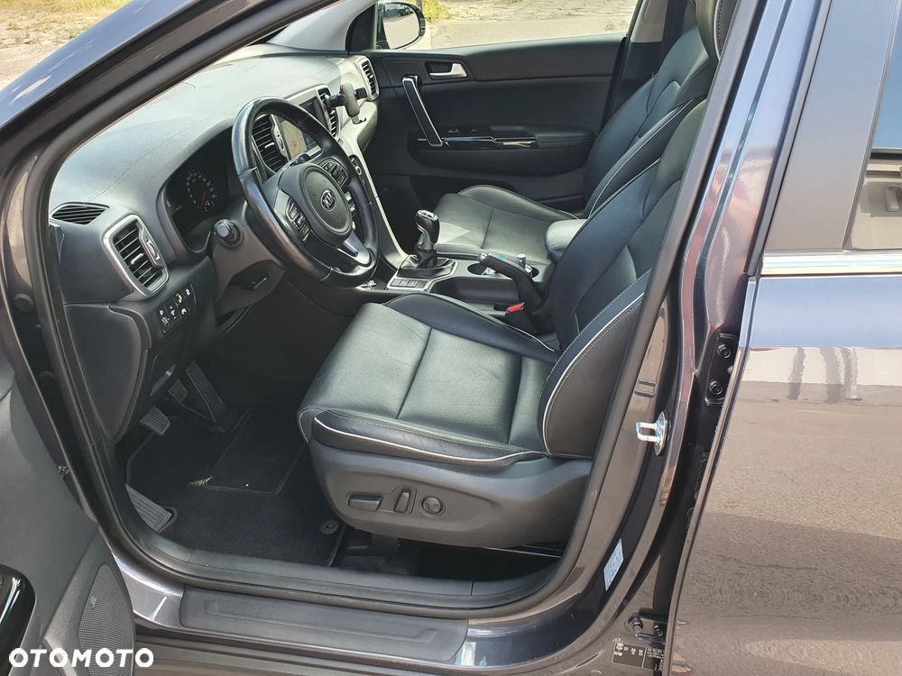 Kia Sportage 1.6 GDI 2WD DREAM-TEAM EDITION - 10