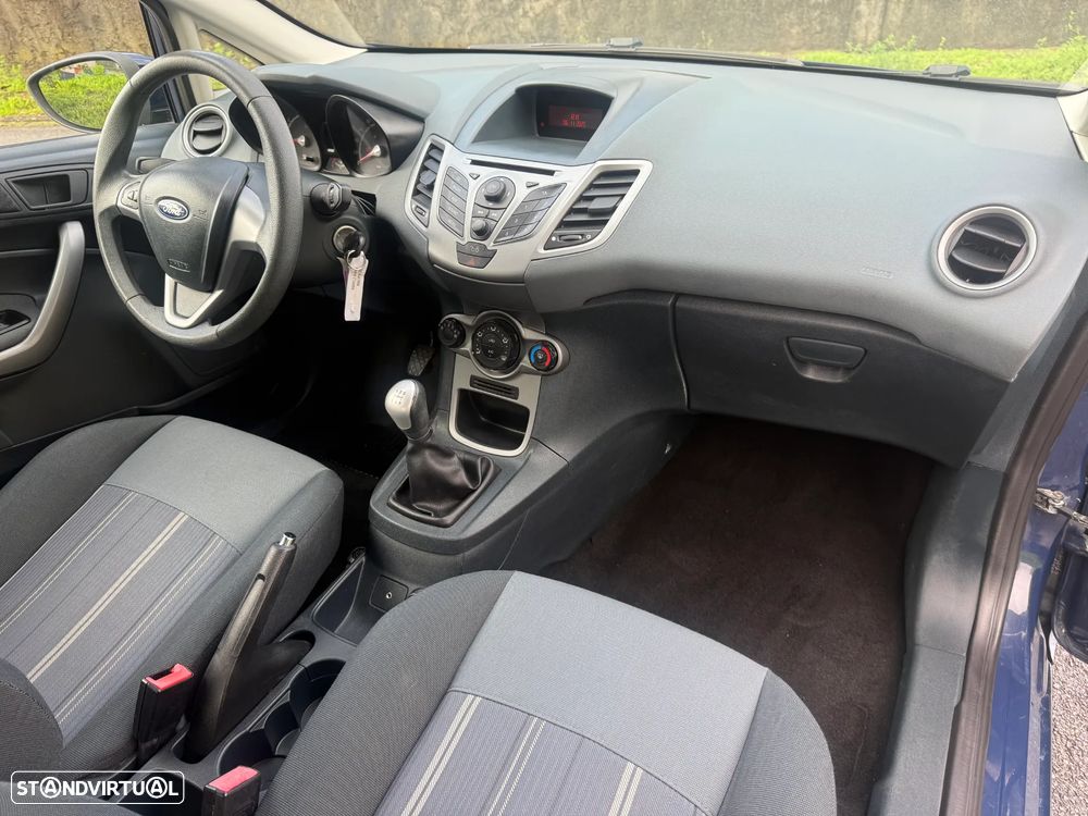 Ford Fiesta 1.25 Trend - 13