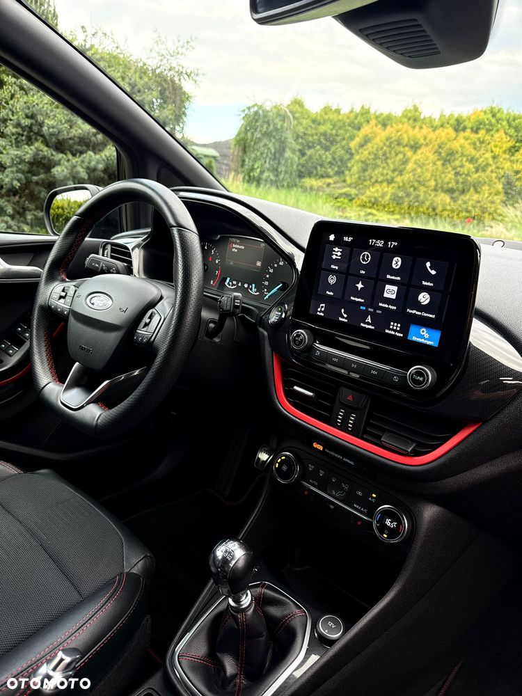 Ford Fiesta 1.0 EcoBoost S&S ST-LINE X - 15