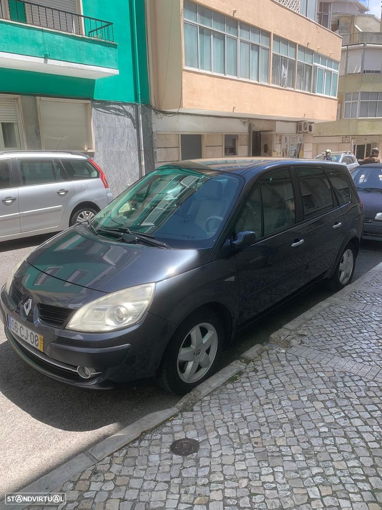 Renault Grand Scénic 1.5 dCi Confort - 3