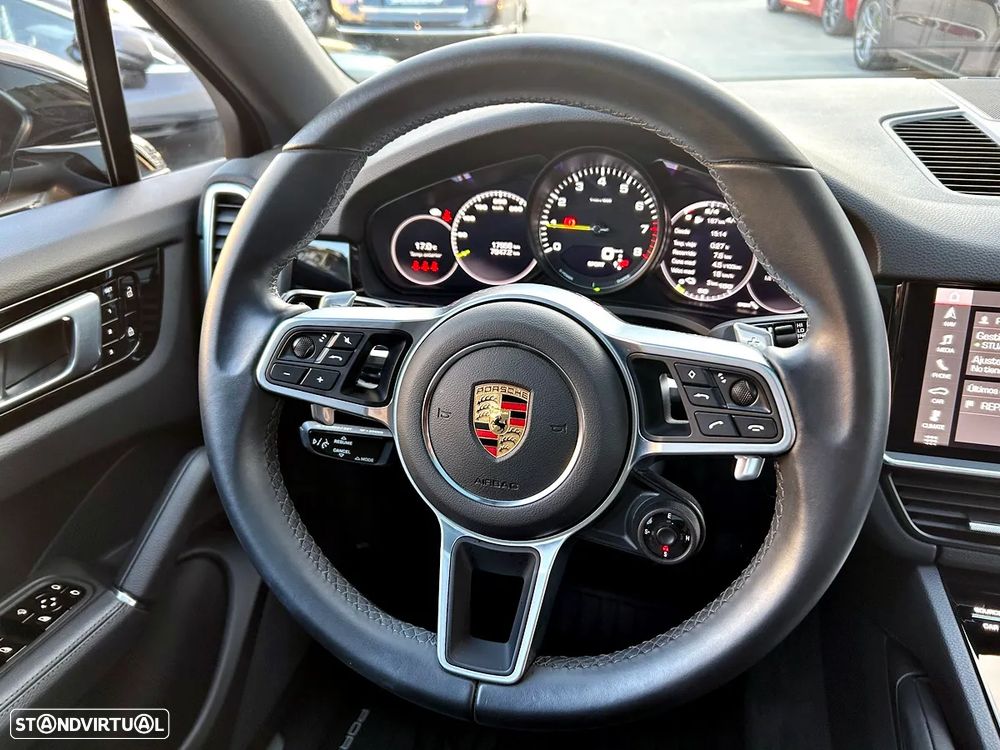 Porsche Cayenne Coupé E-Hybrid - 14
