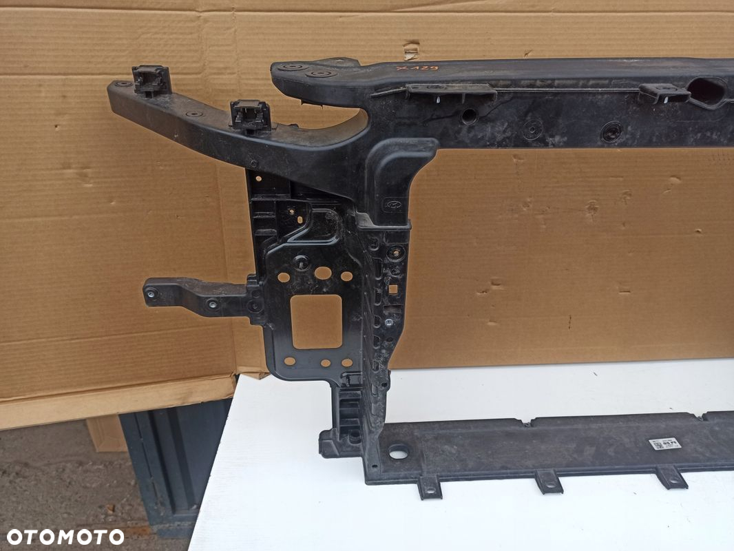 Pas przedni wzmocnienie HYUNDAI KONA I LIFT 20-23 64101-J9500 - 2