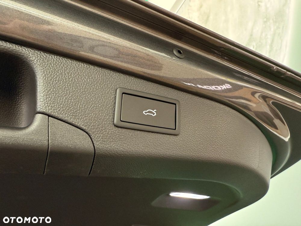 Skoda Superb 2.0 TDI SCR 4x4 L&K DSG - 15