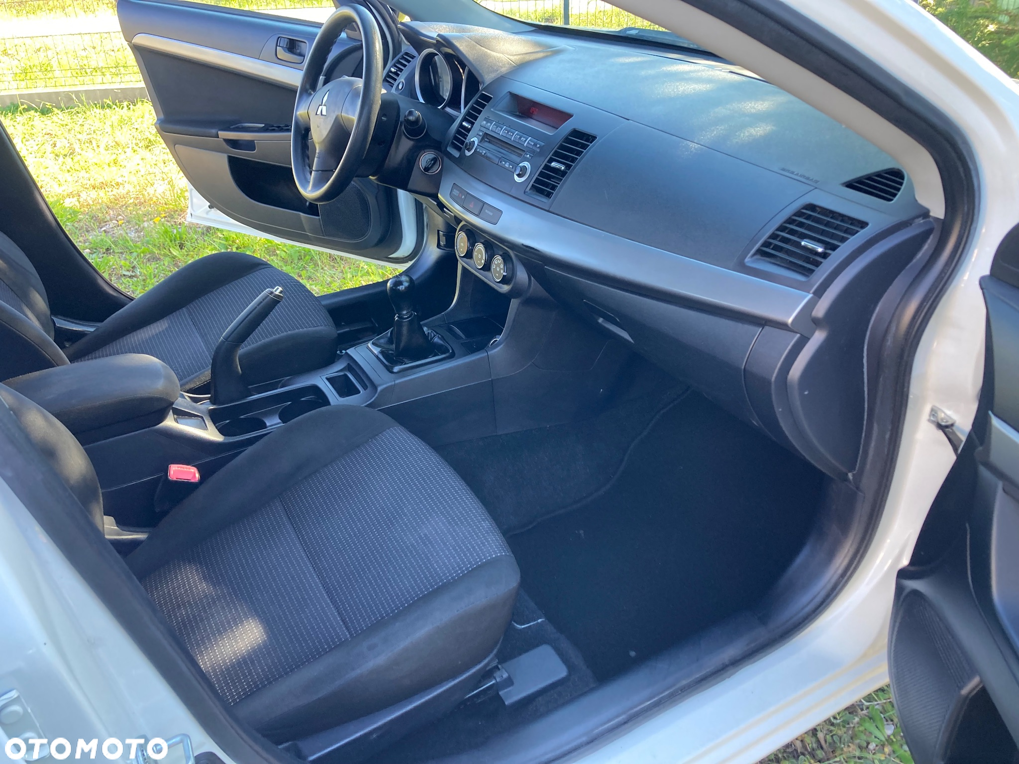 Mitsubishi Lancer 1.5 - 16
