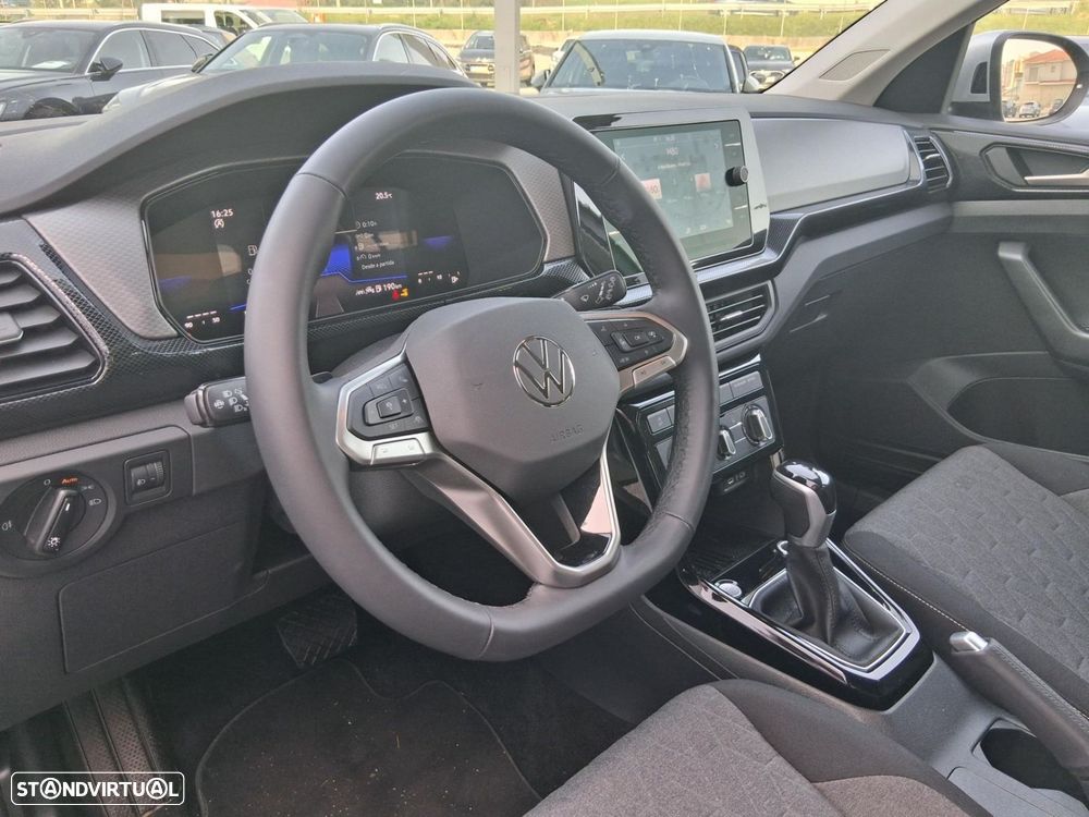 VW T-Cross 1.0 TSI Urban DSG - 2