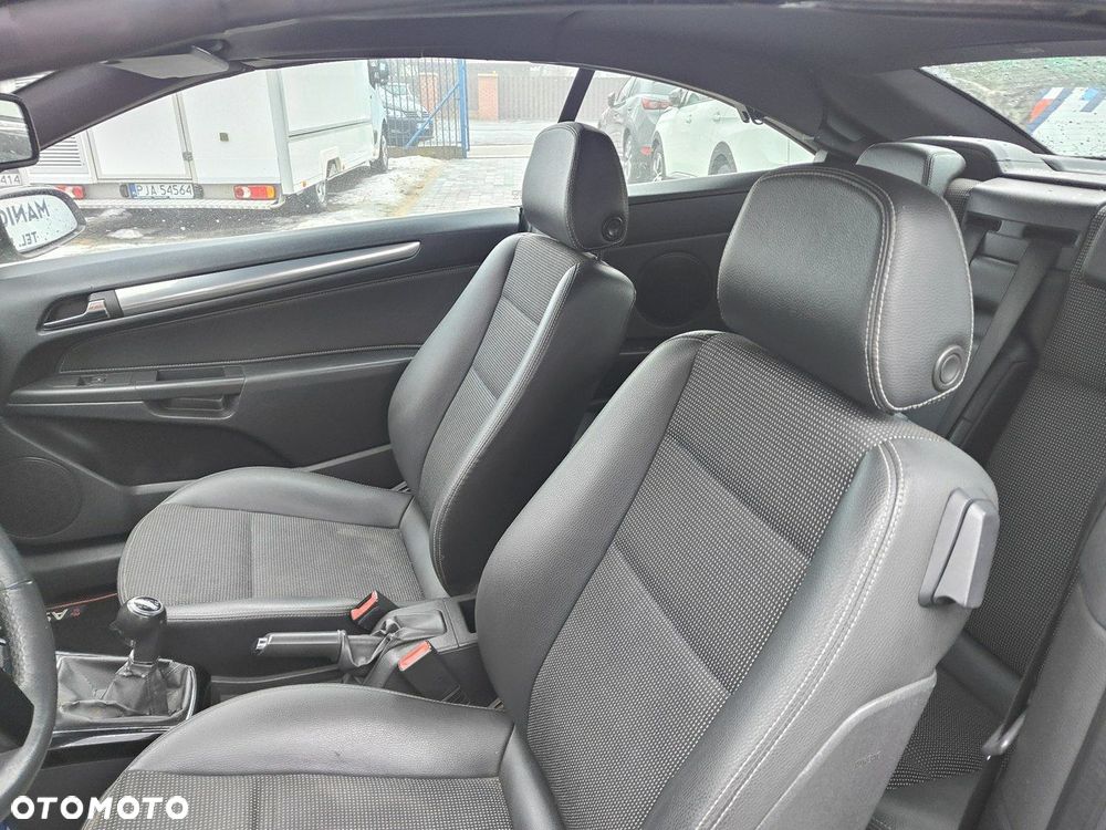 Opel Astra - 16
