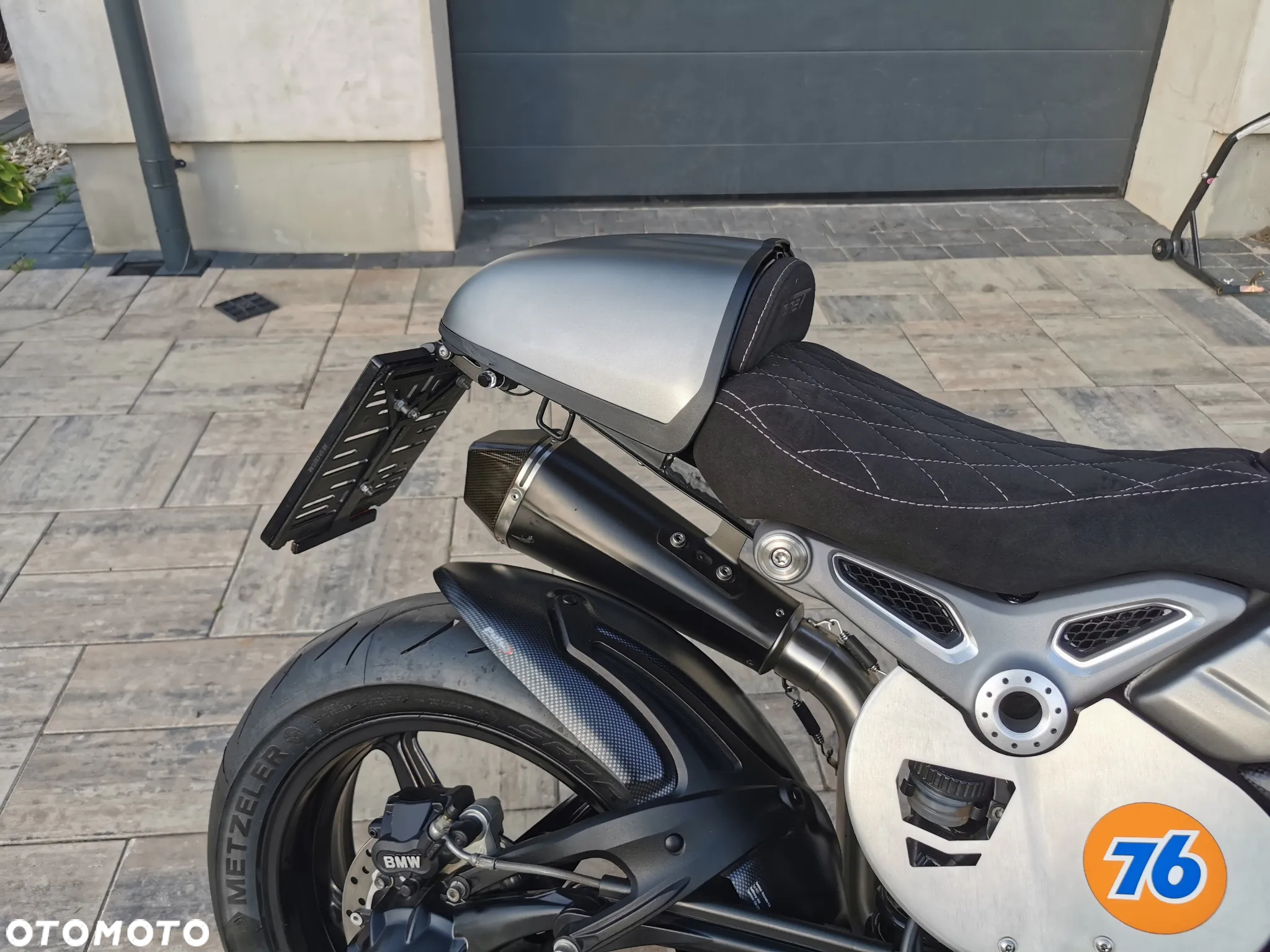 BMW R - 19