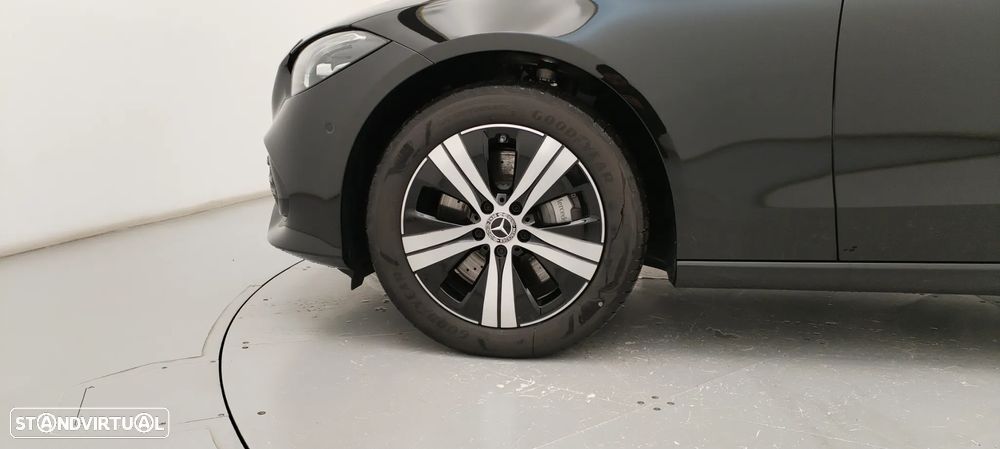 Mercedes-Benz C 300 e Avantgarde - 17