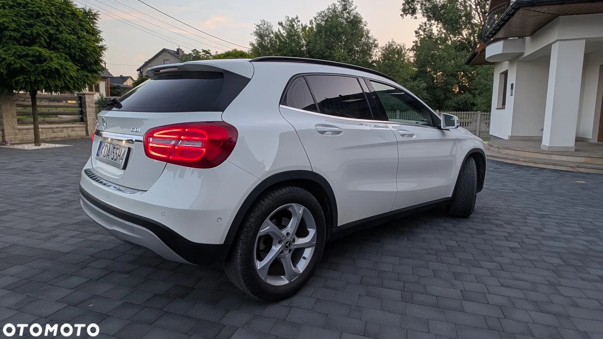 Mercedes-Benz GLA 180 (CDI) d - 13